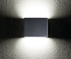 LED světlo nástěnné 8W, IP54, 90x115x30mm, černé, PW (neutrální bílá)